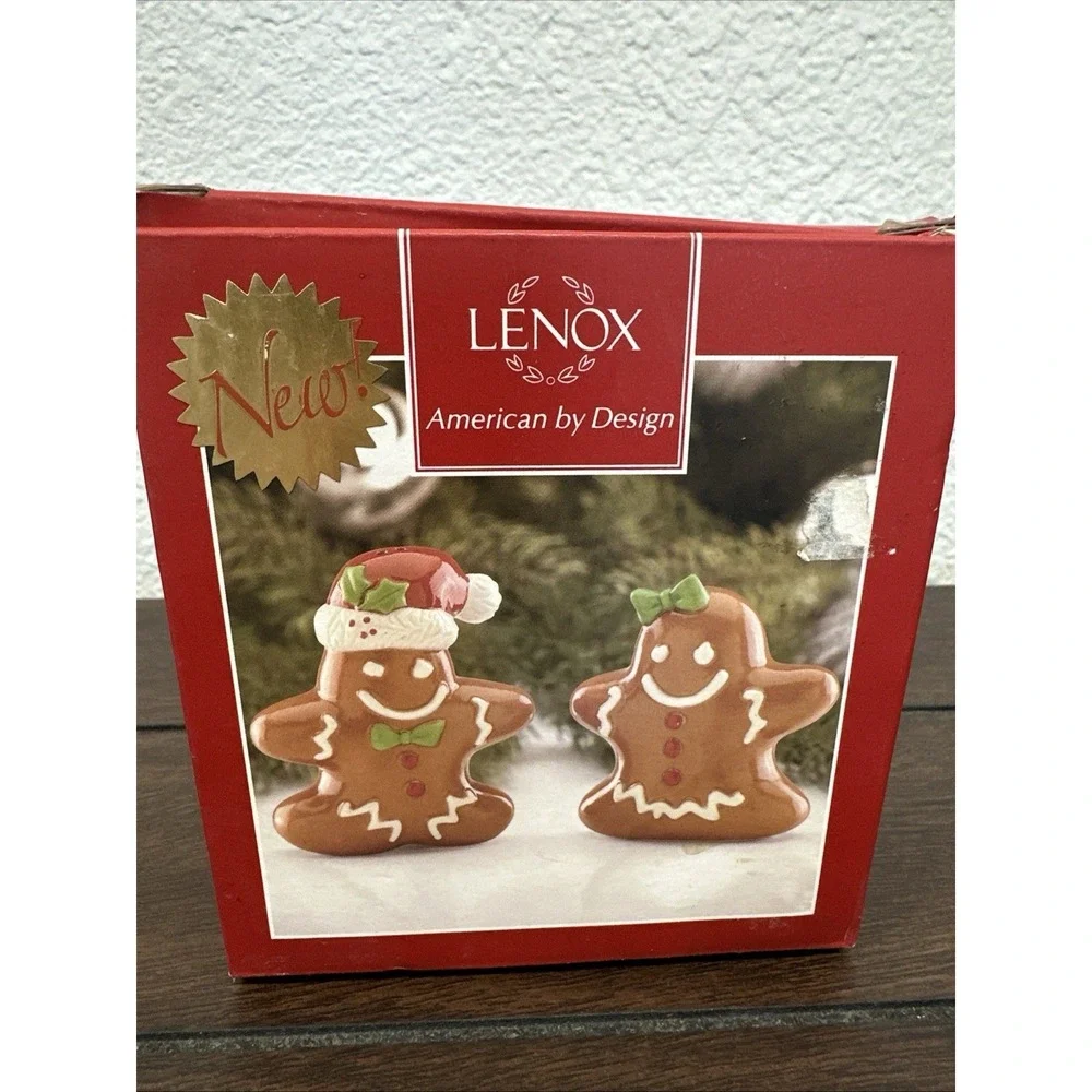 New Lenox Gingerbread Male & Female Salt And Pepper Shaker Christmas Themed
